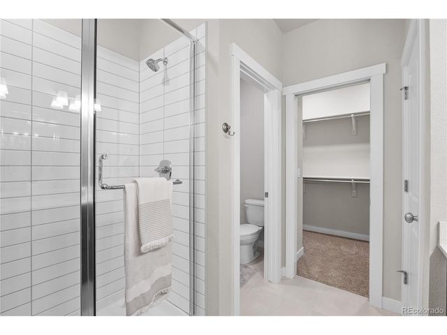 350 High Point Dr C103, Longmont, CO 80504