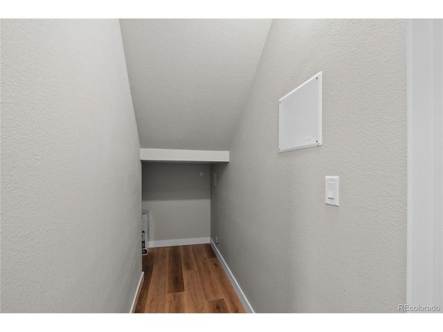 350 High Point Dr C103, Longmont, CO 80504