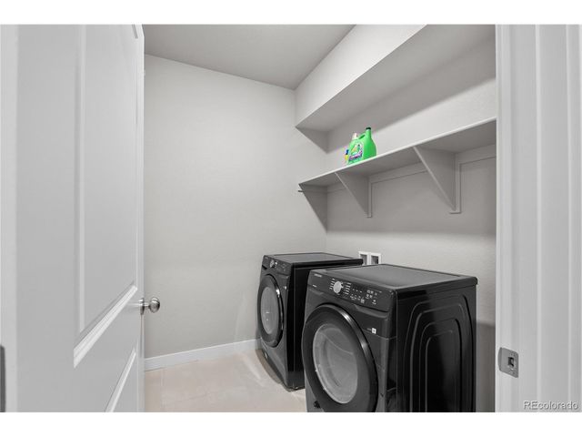 350 High Point Dr C103, Longmont, CO 80504