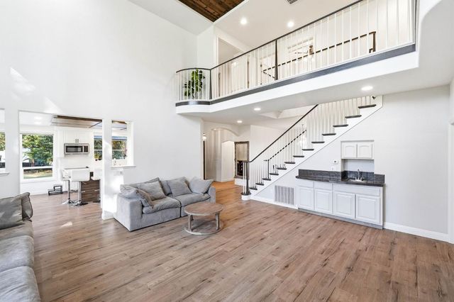15954 Gary Way, Grass Valley, CA 95949