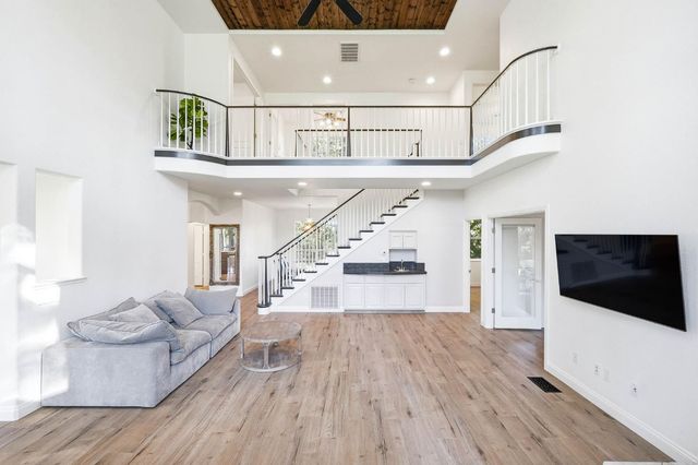 15954 Gary Way, Grass Valley, CA 95949