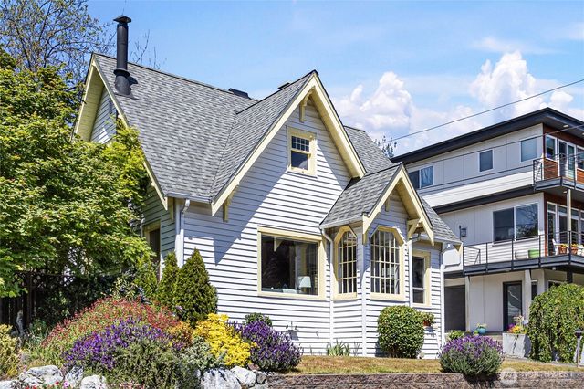 4812 SW Stevens Street, Seattle, WA 98116