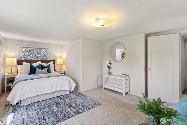 4812 SW Stevens Street, Seattle, WA 98116