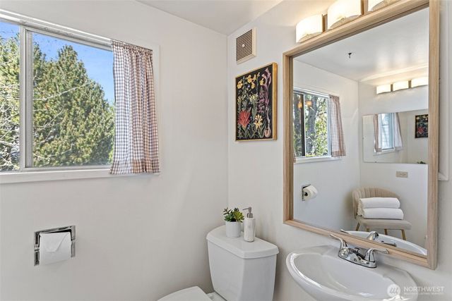 4812 SW Stevens Street, Seattle, WA 98116