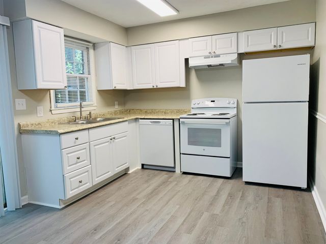 118 Lafayette Court 118, Lagrange, GA 30240