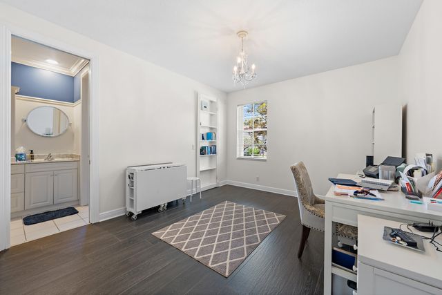 105 Segovia Way, Jupiter, FL 33458