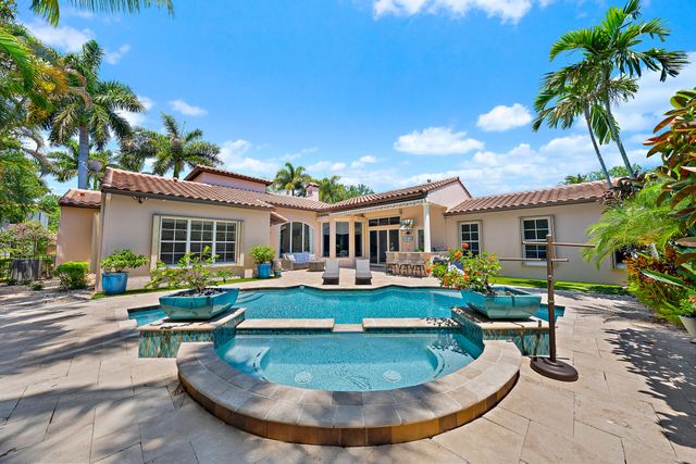 105 Segovia Way, Jupiter, FL 33458
