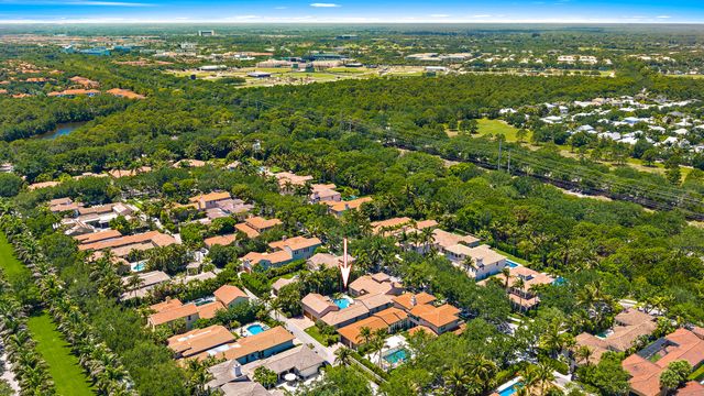 105 Segovia Way, Jupiter, FL 33458