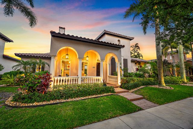 105 Segovia Way, Jupiter, FL 33458