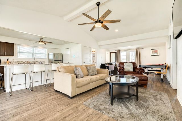 16725 Edward Teach Road, Jamaica Beach, TX 77554