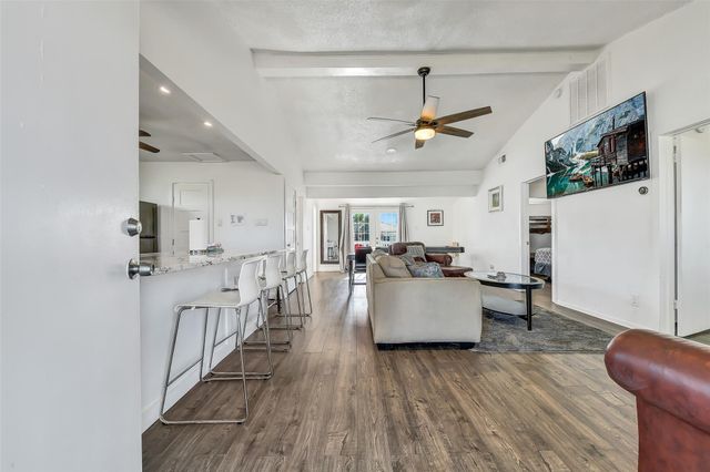 16725 Edward Teach Road, Jamaica Beach, TX 77554