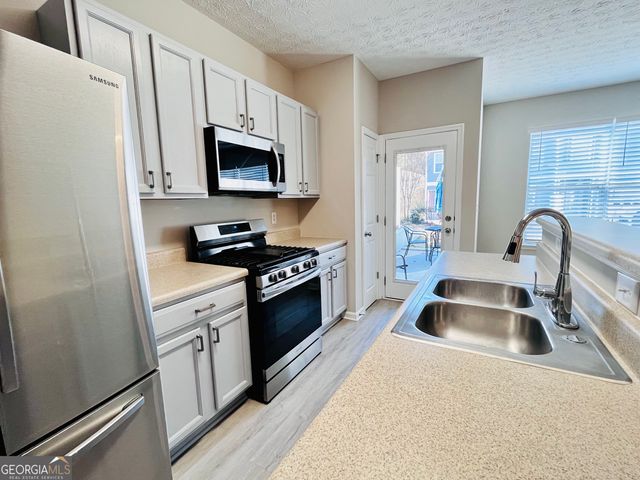 6505 Above Tide Place, Flowery Branch, GA 30542