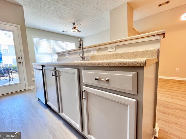 6505 Above Tide Place, Flowery Branch, GA 30542