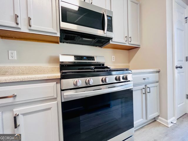 6505 Above Tide Place, Flowery Branch, GA 30542