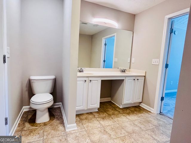 6505 Above Tide Place, Flowery Branch, GA 30542