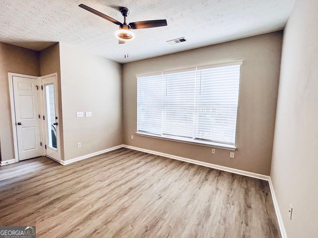 6505 Above Tide Place, Flowery Branch, GA 30542