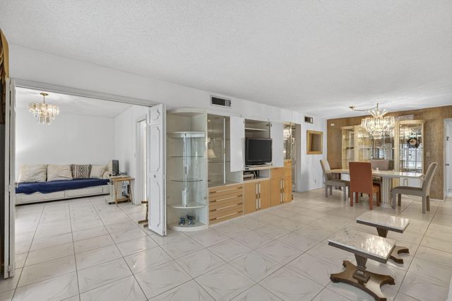 3000 S Course Drive 103, Pompano Beach, FL 33069