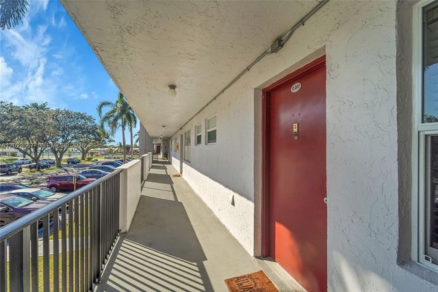 8405 NW 61st Street D207, Tamarac, FL 33321