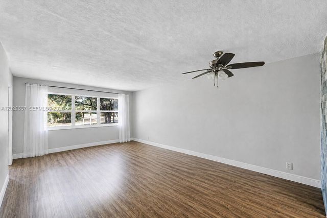 8405 NW 61st Street D207, Tamarac, FL 33321