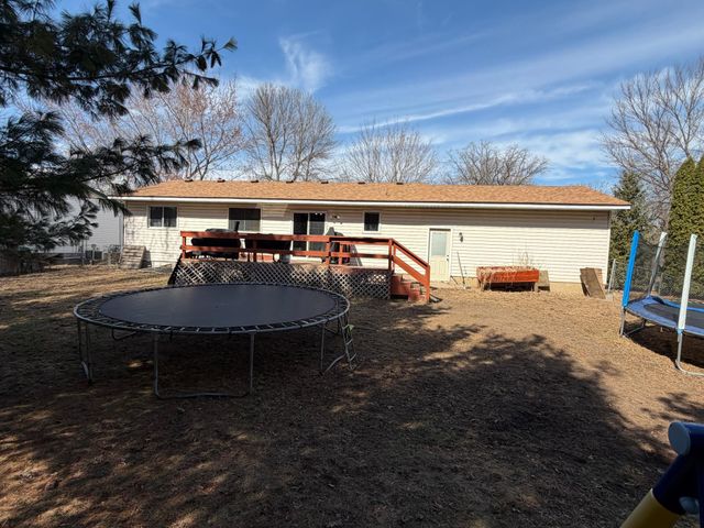 6119 Red Fox Run, North Branch, MN 55056