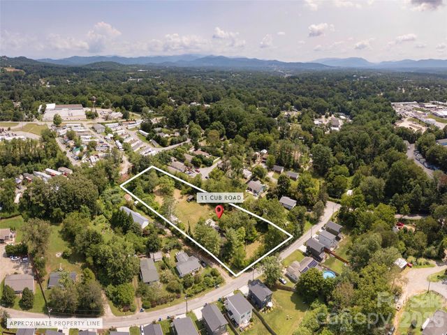 11 Cub Road 4, Asheville, NC 28806