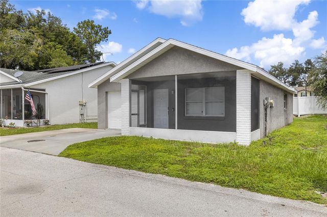 4753 SILVER CIRCLE, Zephyrhills, FL 33541