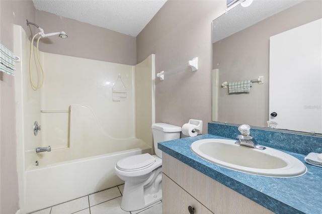 4753 SILVER CIRCLE, Zephyrhills, FL 33541