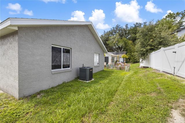 4753 SILVER CIRCLE, Zephyrhills, FL 33541