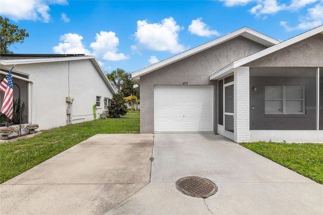 4753 SILVER CIRCLE, Zephyrhills, FL 33541