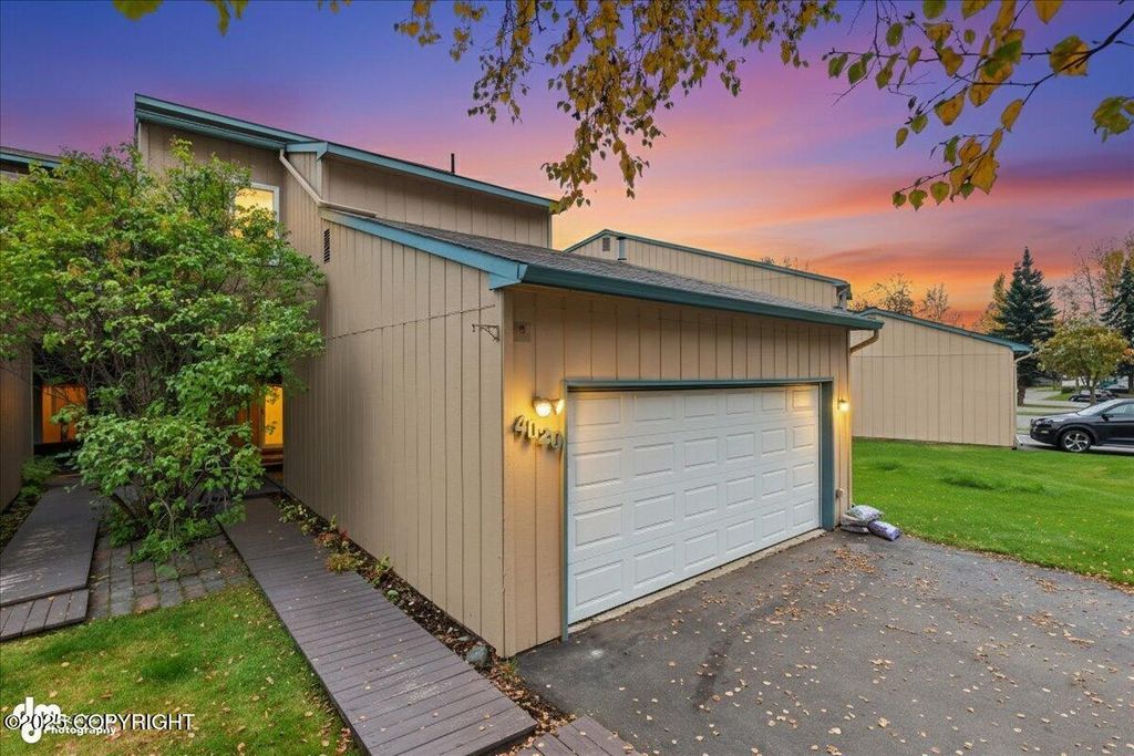 4020 Lunar Drive, A-5, Anchorage, AK 99504