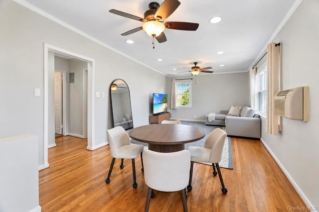 71-68 252nd Street 2B, Bellerose, NY 11426