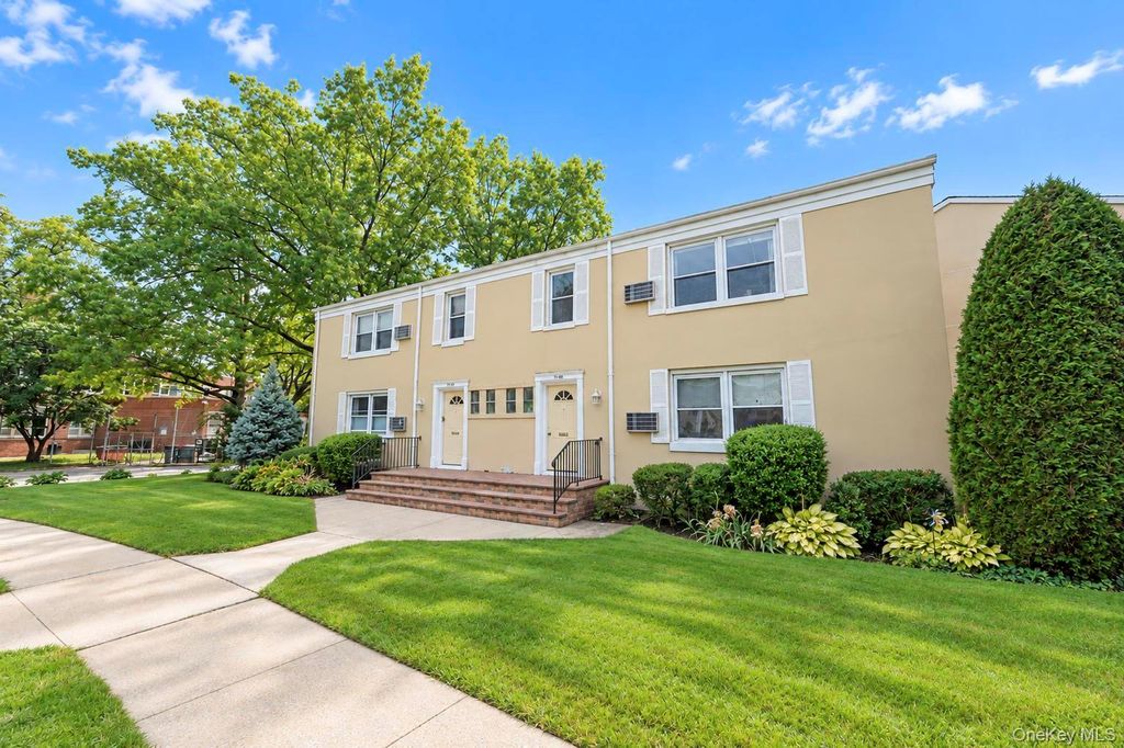 71-68 252nd Street 2B, Bellerose, NY 11426 — photo 3