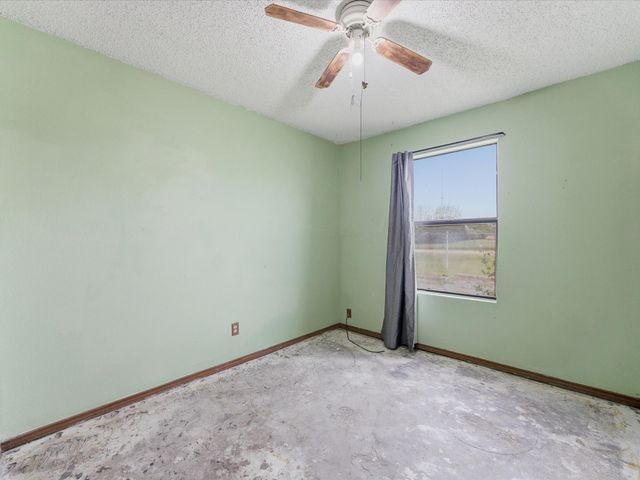 209 Pierce Drive, Mabank, TX 75156