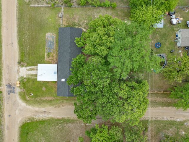 209 Pierce Drive, Mabank, TX 75156