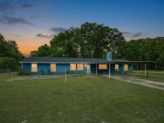 209 Pierce Drive, Mabank, TX 75156