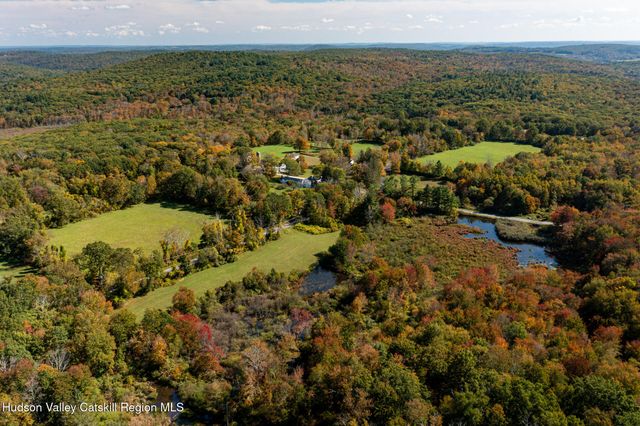 102 Melius Road, Warren, CT 06754