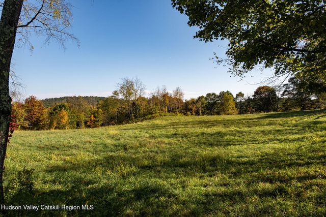 102 Melius Road, Warren, CT 06754