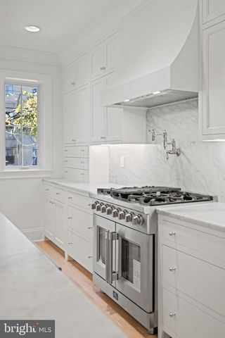 25 T ST NW, Washington, DC 20010