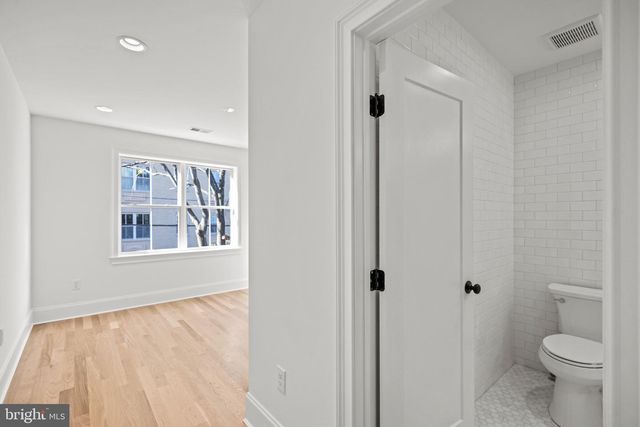 25 T ST NW, Washington, DC 20010