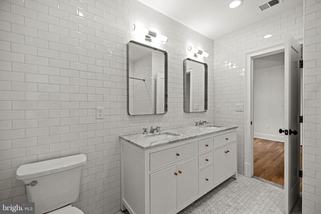 25 T ST NW, Washington, DC 20010