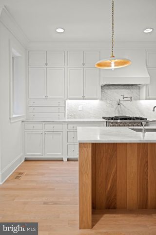 25 T ST NW, Washington, DC 20010