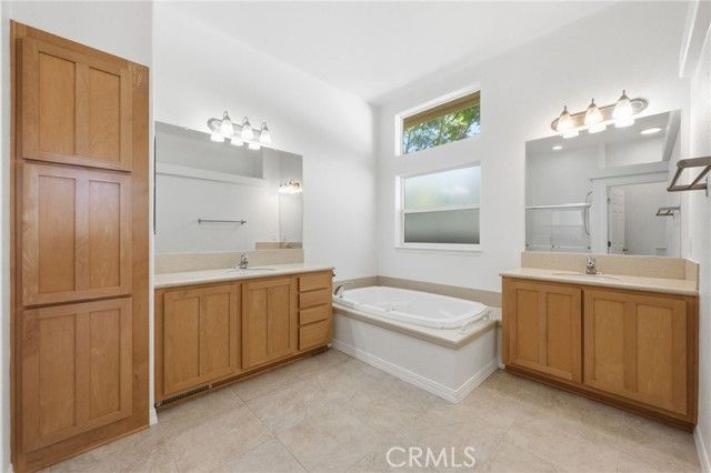 158 Cecil, Costa Mesa, CA 92627