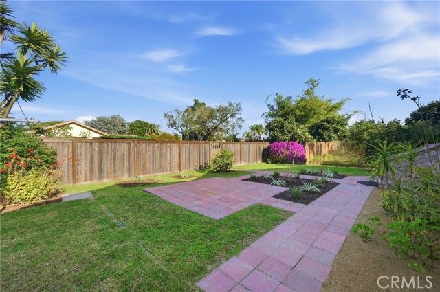 158 Cecil, Costa Mesa, CA 92627