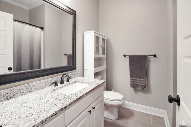 27955 Meadow Hill Ln, Denham Springs, LA 70726