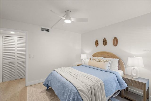 2609 WOODGATE LANE K4, Sarasota, FL 34231