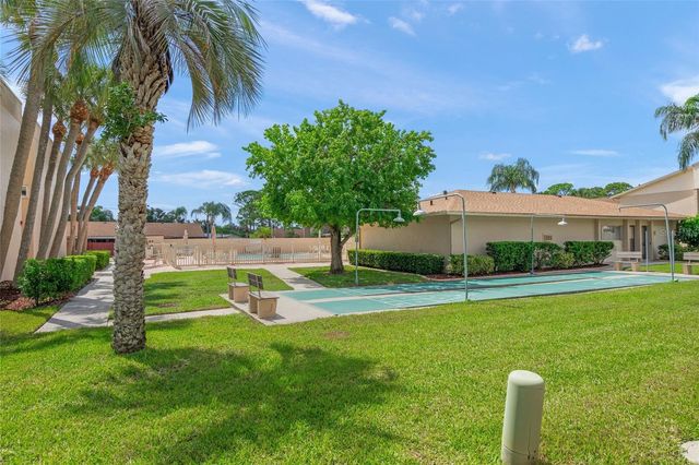 2609 WOODGATE LANE K4, Sarasota, FL 34231