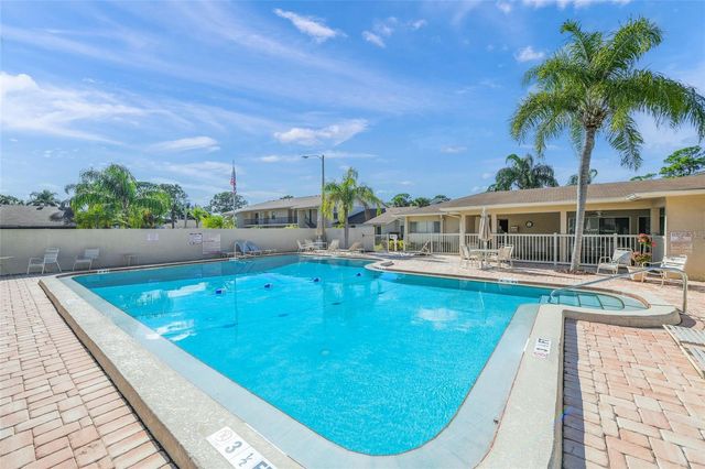2609 WOODGATE LANE K4, Sarasota, FL 34231