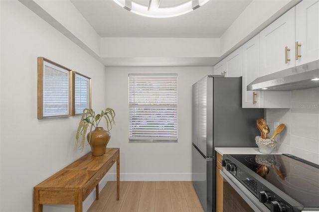 2609 WOODGATE LANE K4, Sarasota, FL 34231
