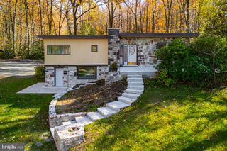 3211 PRICETOWN RD, Fleetwood, PA 19522