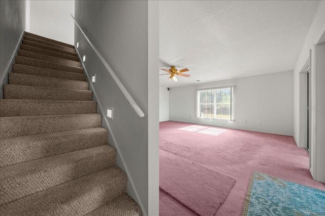 206 MALAUKA RADIAL, Ocklawaha, FL 32179